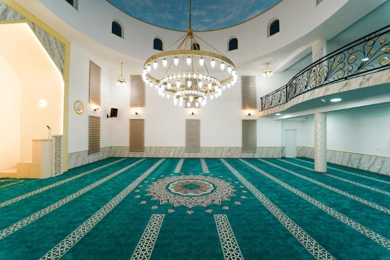 Mosque Carpets are Available at Affordable Price